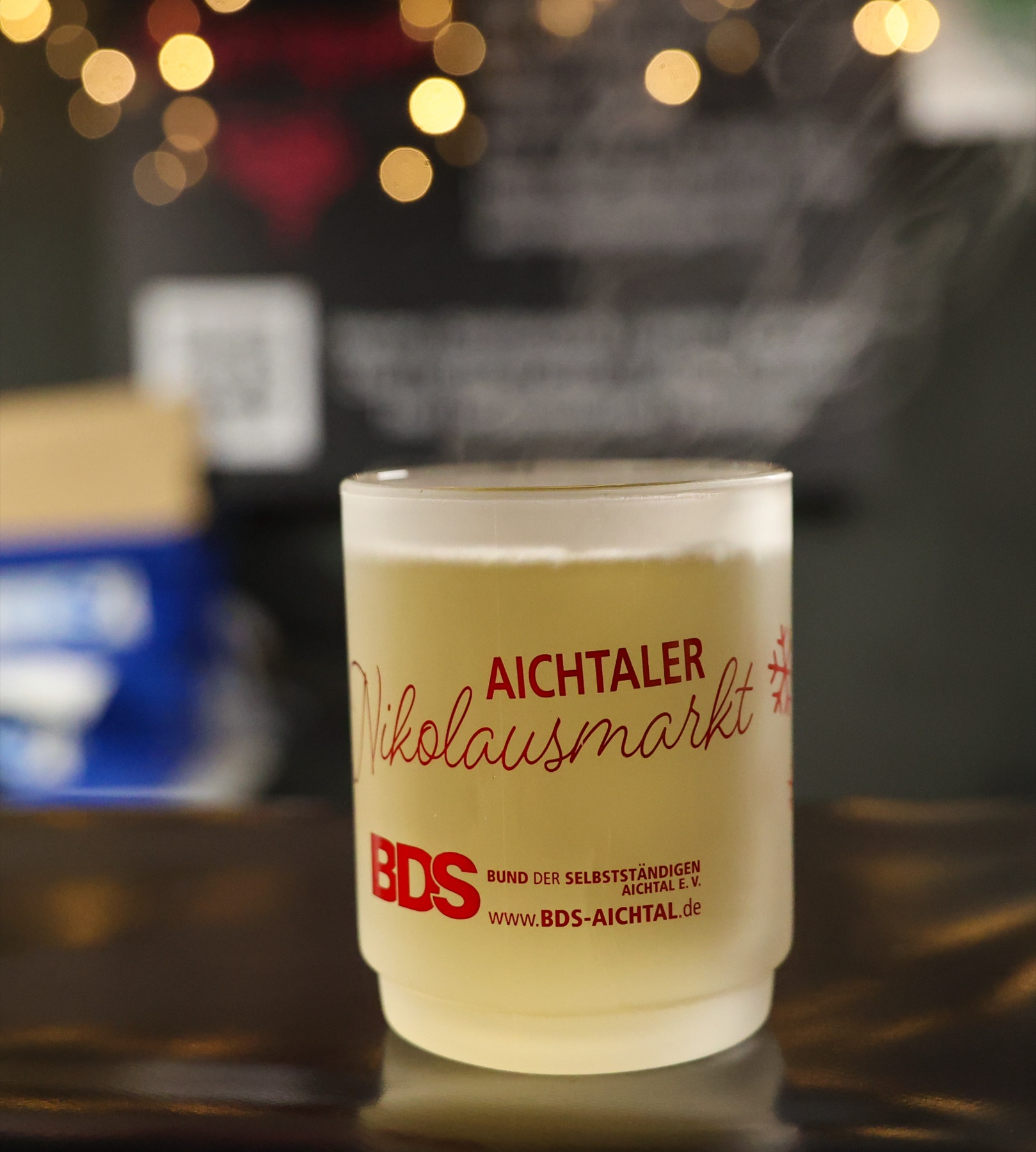 Glühwein auf dem Aichtaler Nikolausmarkt